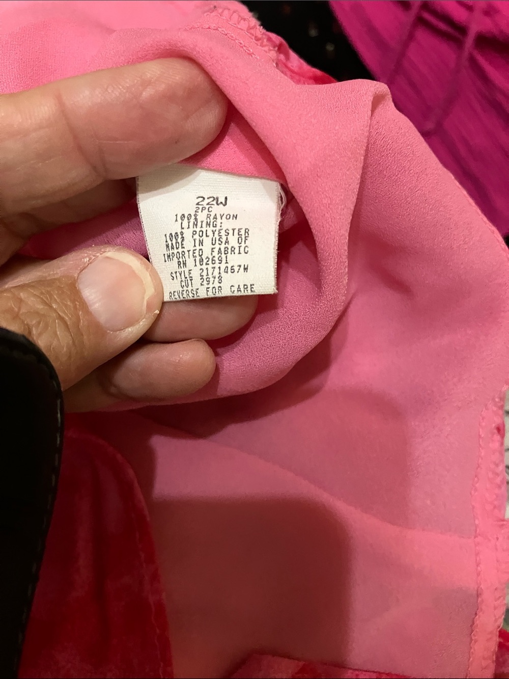 Donna Ricco Hot Pink Floral Sleeveless Layered blouse - Picture 3 of 10